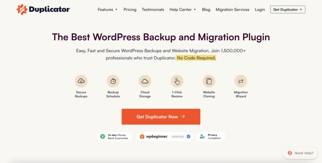 The Duplicator homepage. The header reads 'The Best WordPress Backup and Migration Plugin'.