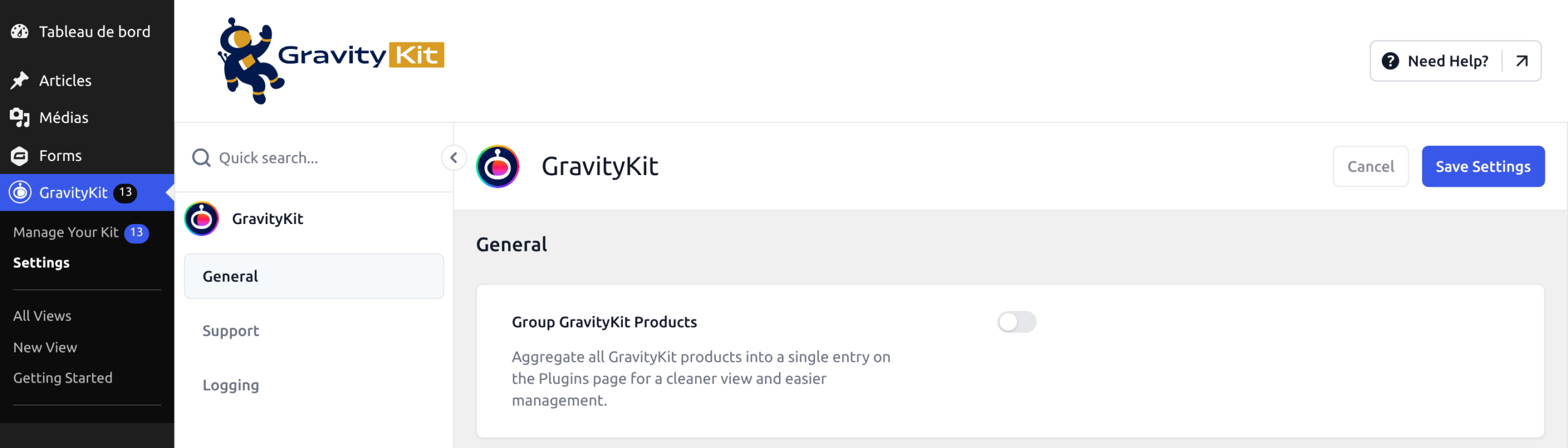 The WordPress menu in French, with Tableau de bord, Articles and Médias, while the GravityKit menu and the GravityKit Settings page show Manage Your Kit, All Views and Save Settings in English
